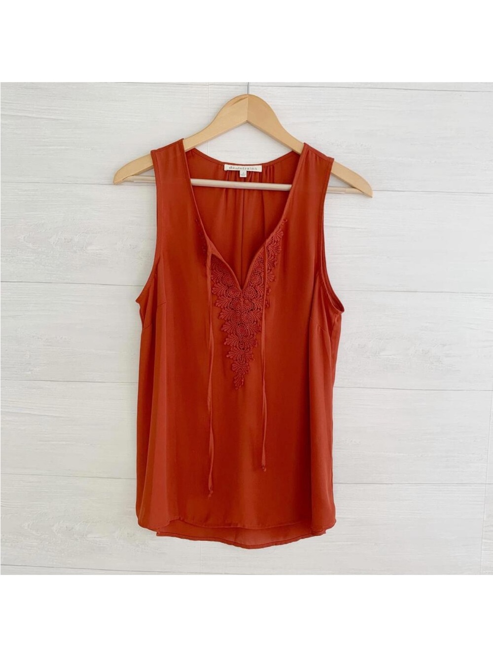 Daniel Rainn Lace-Trim V-Neck Shell Top in Rust